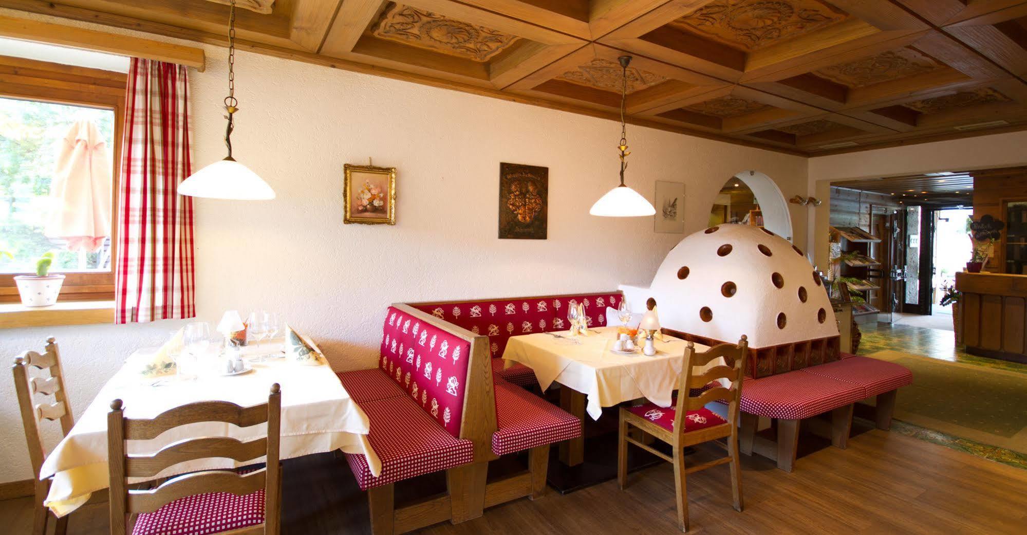 Schi- Und Wanderhotel Berghof Bad Kleinkirchheim Bagian luar foto
